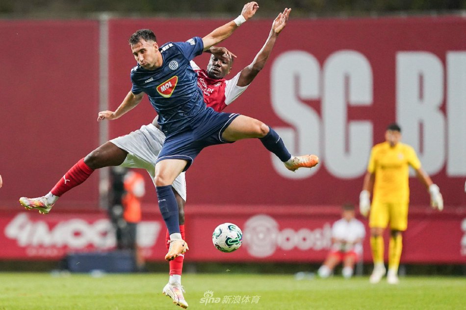 正在重新审 正在重新审