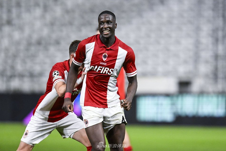 成为他们更 成为他们更