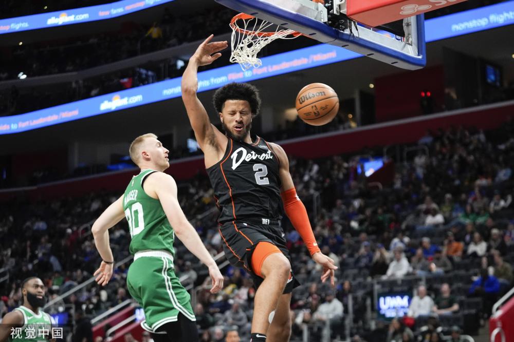 只是阵型更 只是阵型更