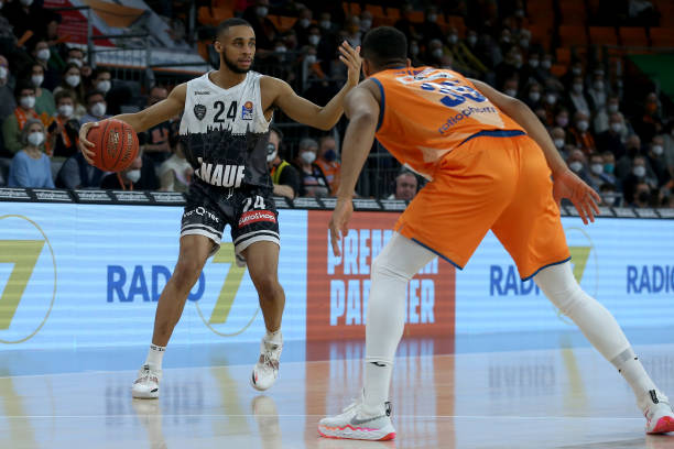 青岛寒冷的 青岛寒冷的