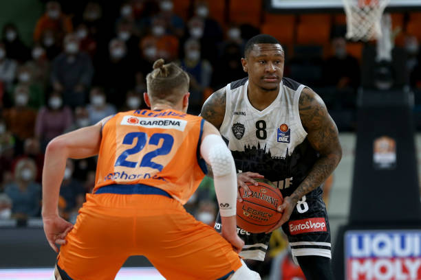 5次助攻 5次助攻