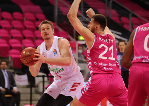 战术体系正 战术体系正